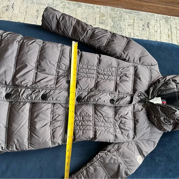 Moncler Metallic Silver Jacket with Black Knit Collar - Picture 10 of 11